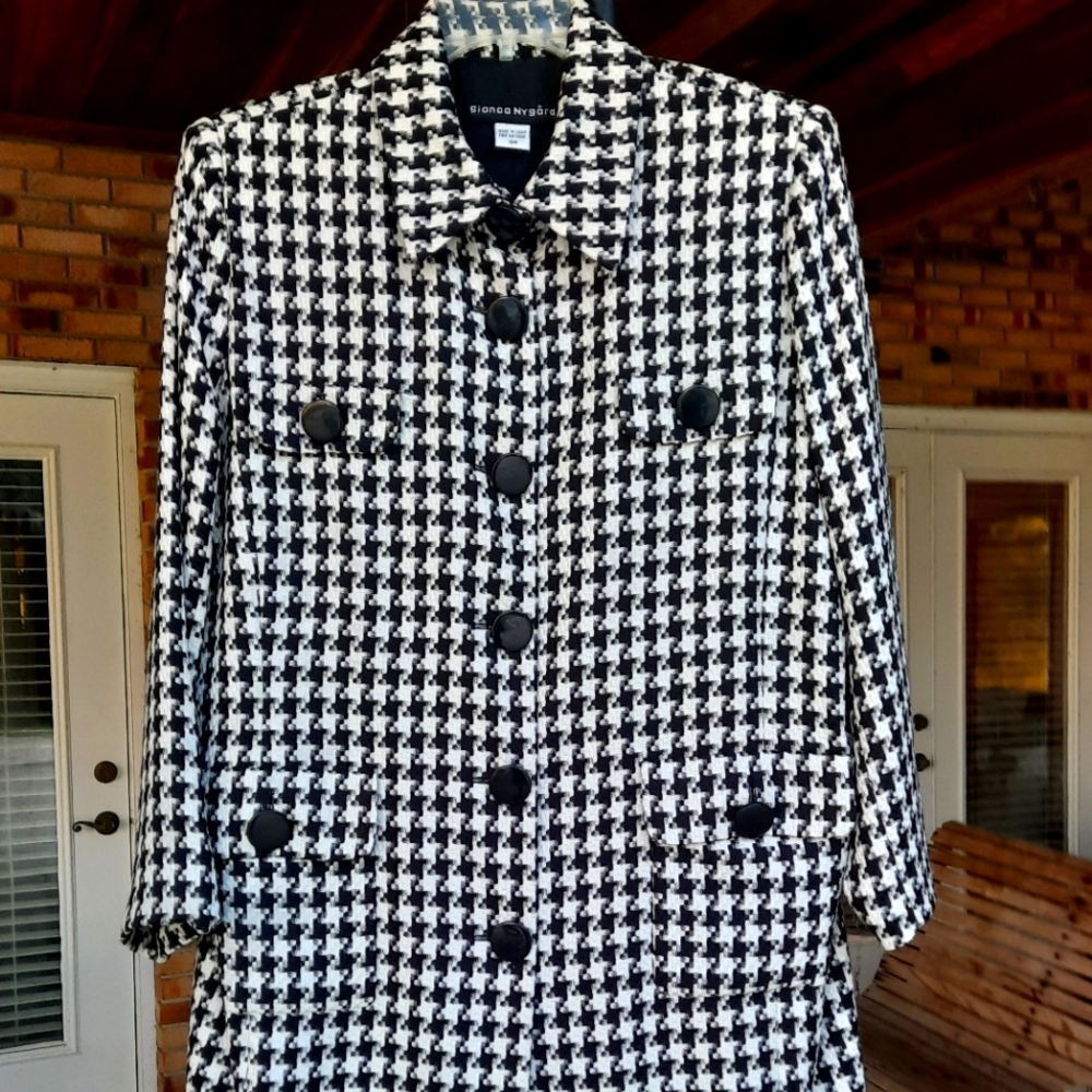 Knee length light weight jackey/coat